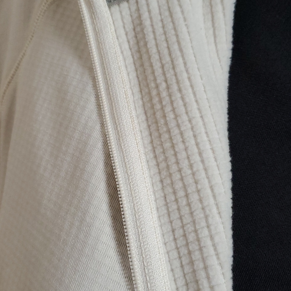 New Active  Hooded Fleece Columbia Jacket sz M - Picture 4 of 8